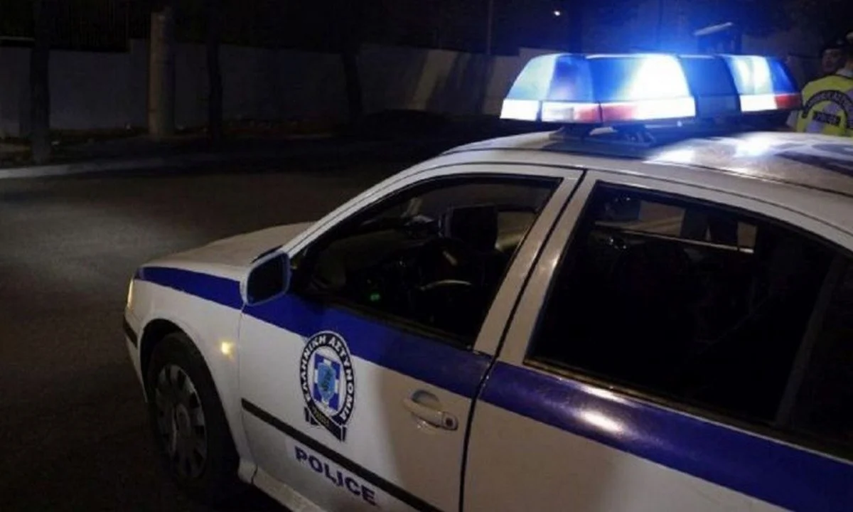 Συναγερμός έχει σημάνει στο Χαλάνδρι, για πυροβολισμούς που έπεσαν το μεσημέρι της Πέμπτης (11/11). Γυναίκα πυροβόλησε άντρα.