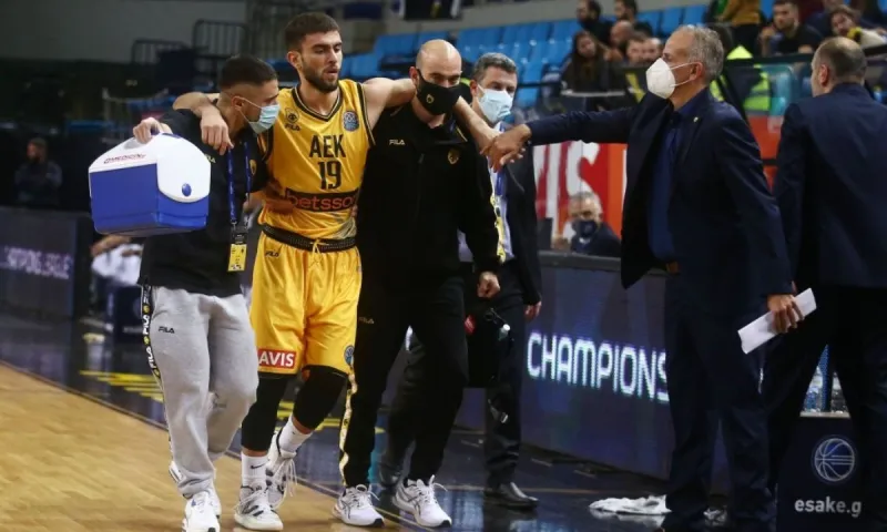 ΑΕΚ: Κάκωση ο Καρλής