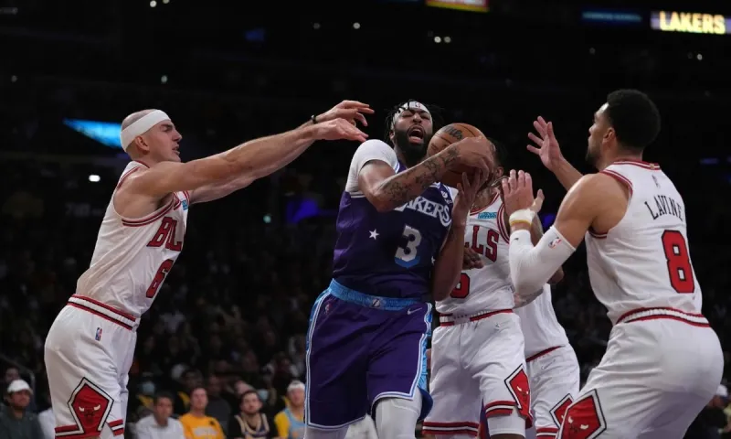 NBA Βαθμολογία – Αποτελέσματα: Διέλυσαν τους Λέικερς οι Μπουλς, έκανε όργια ο ΝτεΡόζαν!