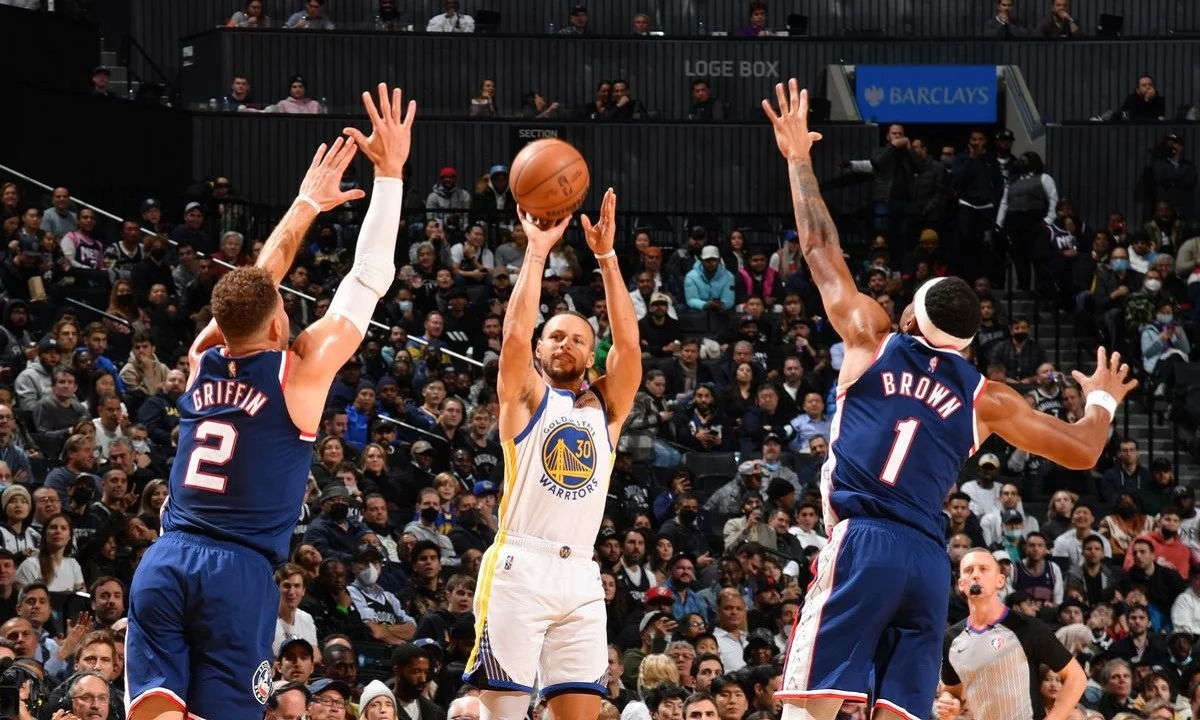NBA Βαθμολογία – Αποτελέσματα: «Σάρωσαν» τους Νετς οι Γουόριορς, νέα όργια από στον Στεφ Κάρι!