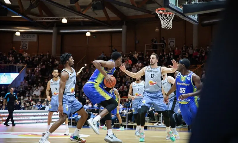 Κράιλσχαϊμ- Περιστέρι 78-55: Παταγώδης αποτυχία