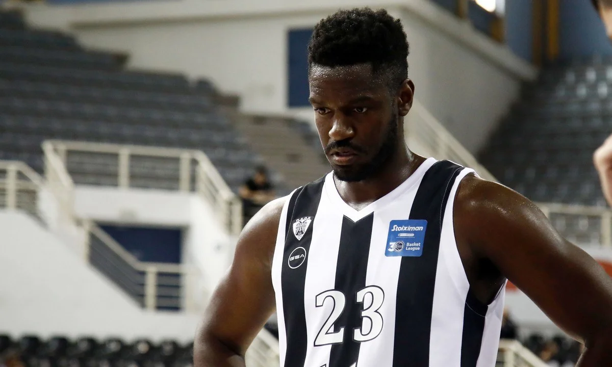 Στον ΠΑΟΚ τα προβλήματα δεν λένε να τελειώσουν και πριν από λίγο υπήρχε νέο «σοκ» με τον Τζος Κάρτερ που δεν θα αγωνιστεί κόντρα στην Λάρισα.