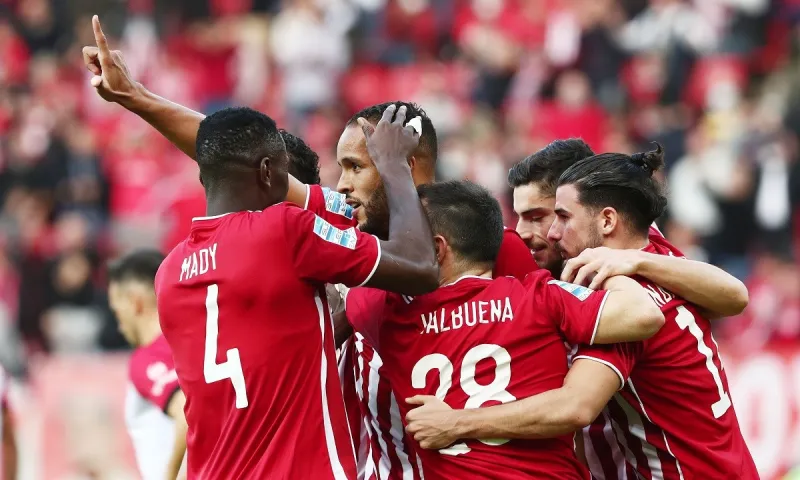 Ολυμπιακός - Βόλος 2-1: Οι Ελ Αραμπί, Βαλμπουενά υπέγραψαν το θρίλερ!