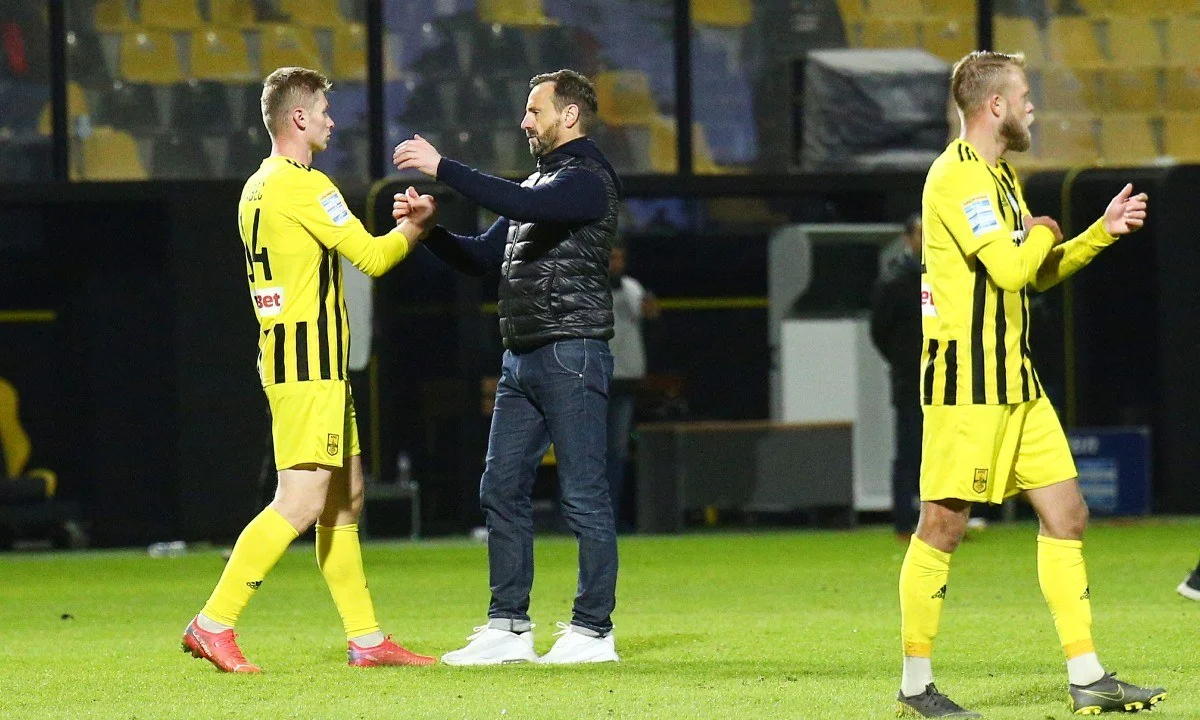 Ικανοποιημένος ο Άκης Μάντζιος από το 3-1 με το οποίο ο Άρης νίκησε τον ΟΦΗ για το πρώτο παιχνίδι της φάσης των «16» του Κυπέλλου Ελλάδας.