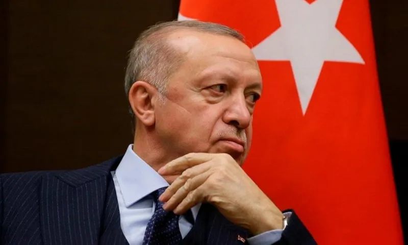 Τουρκία: Η οικονομία καταρρέει - Έφυγε νύχτα ο Υπ. Οικονομικών και ο Ερντογάν έβαλε άλλον