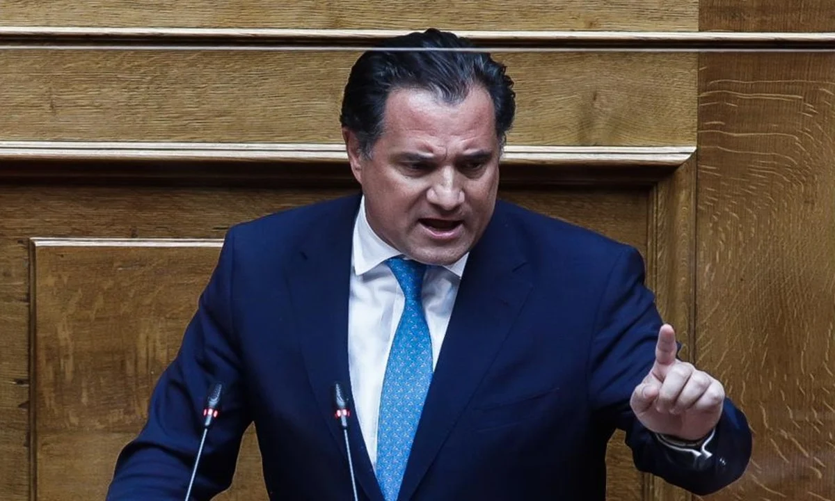 Ο Άδωνις Γεωργιάδης άναψε πράσινο φως στους εργοδότες για απάνθρωπες απολύσεις ανεμβολίαστων εργαζόμενων. Ισχυρίζεται πως κάνουν «ζημιά» στις επιχειρήσεις!