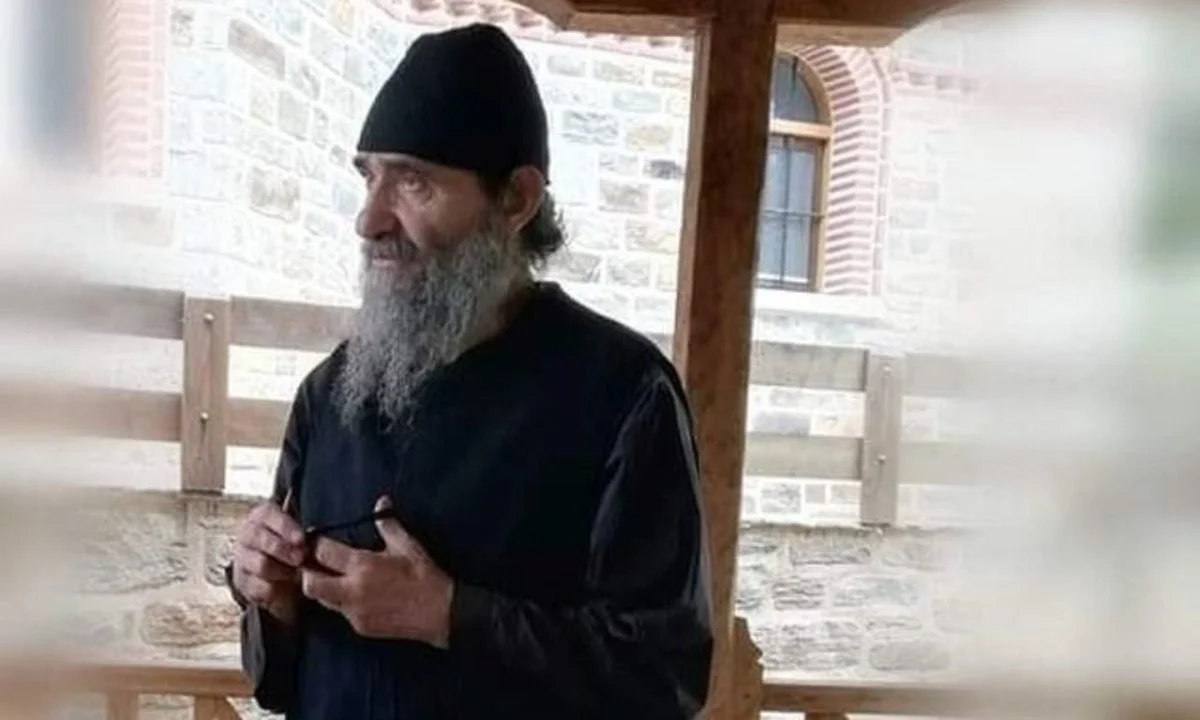 Δημοσιεύματα κατηγορούν τον Γέροντα Ευθύμιο για... αντιεμβολιαστικό αγώνα. Πρόκειται για ισχυρισμούς που δεν έχουν καμία σχέση με την πραγματικότητα.