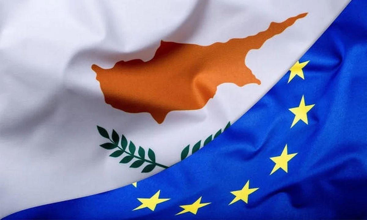 Σαν σήμερα: Η Κύπρος εντάσσεται στην Ευρωπαϊκή Ένωση (vid)
