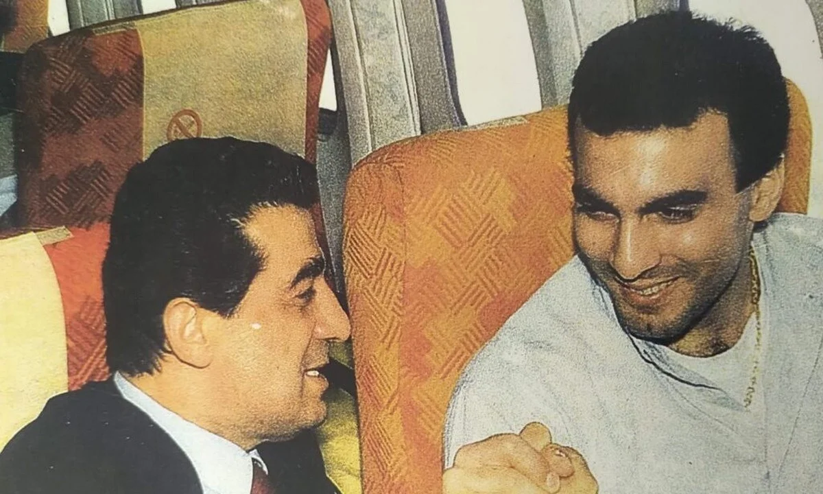 Ο Άγις Κυνηγόπουλος η σπουδαία μορφή του ελληνικού μπάσκετ, είπε το τελευταίο «αντίο» σε ηλικία 89 ετών αλλά θα μείνει αξέχαστος.