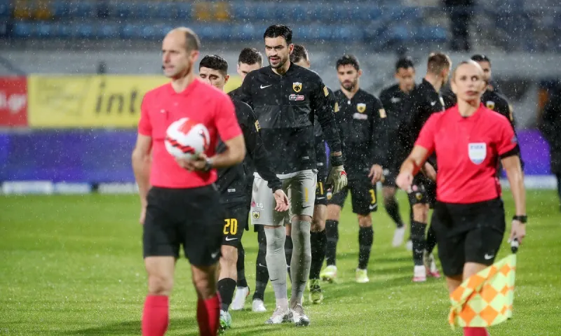 ΑΕΚ: Ο Τσιντώτας φώναξε παρών