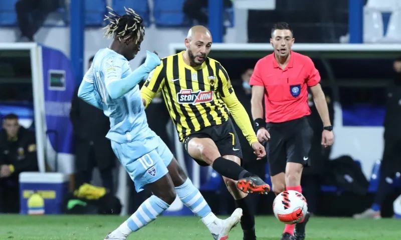 Βαθμολογία Super League: Μείωσε ξανά στους 8 βαθμούς από τον Ολυμπιακό η ΑΕΚ