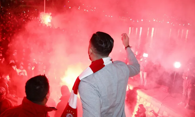 Μανωλάς: Το photostory της μεγάλης μεταγραφής του Ολυμπιακού