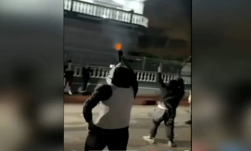 Ζεφύρι: Εγκληματικότητα και επίδειξη δύναμης στα social media - Αδιαφορεί η κυβέρνηση