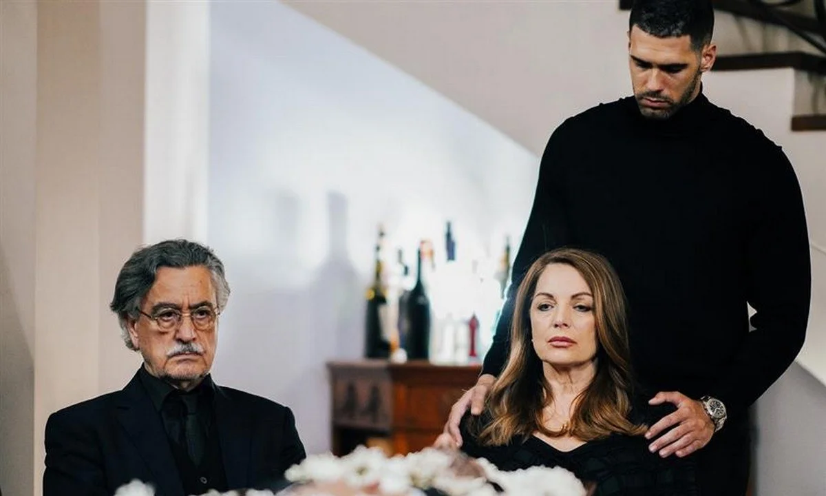 Η Γη της ελιάς επόμενα επεισόδια: Το παρελθόν που φέρνει σε δύσκολη θέση την Αθηνά και τα «παζάρια» με τον Ισίδωρο