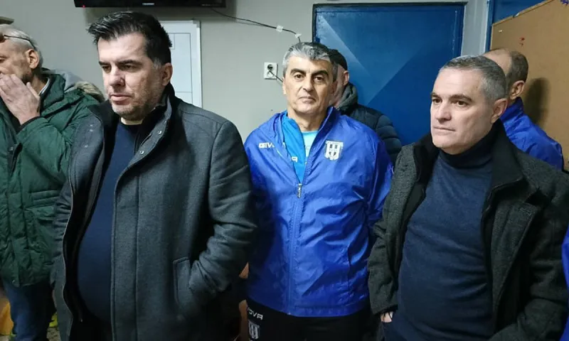Super League 2 - Eπιβεβαίωση Sportime: Τέλος ο Στράτσια, ανέλαβε ο Γράφας!