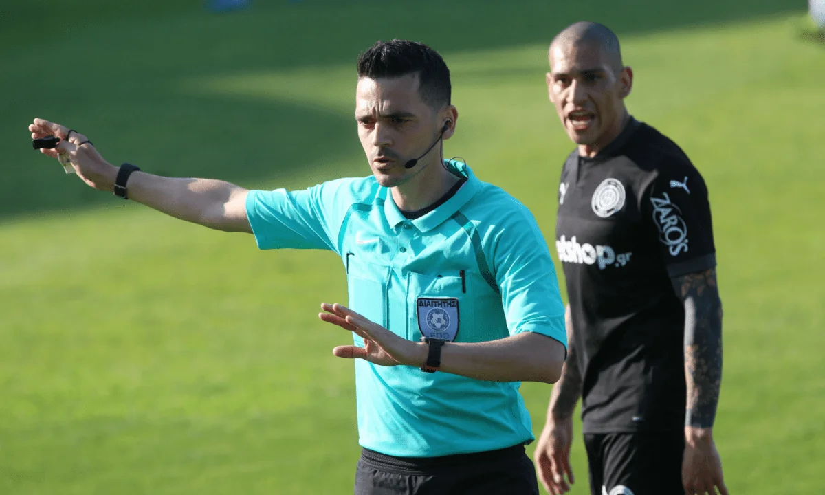 Βόλος - Απόλλων Σμύρνης: Τον διαιτητή της εξ αναβολής αναμέτρηση για την 15η αγωνιστική της Super League 1, έκανε γνωστό η ΚΕΔ.