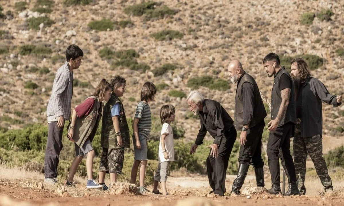 Κομάντα και Δράκοι: Το σημάδι που ενώνει τον Γιώργο με τον Ντόντο - Ο Σήφης αποκαλύπτει στην Αστυνόμια όσα γνωρίζει