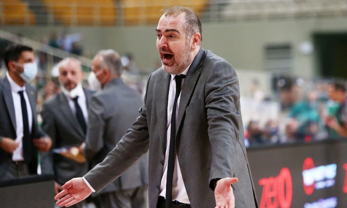 Μπορεί η ΑΕΚ να διαψεύδει πως υπάρχει θέμα αποχώρησης του Στέφανου Δέδα, ωστόσο τα δημοσιεύματα στο Ισραήλ επιμένουν για «διαζύγιο».