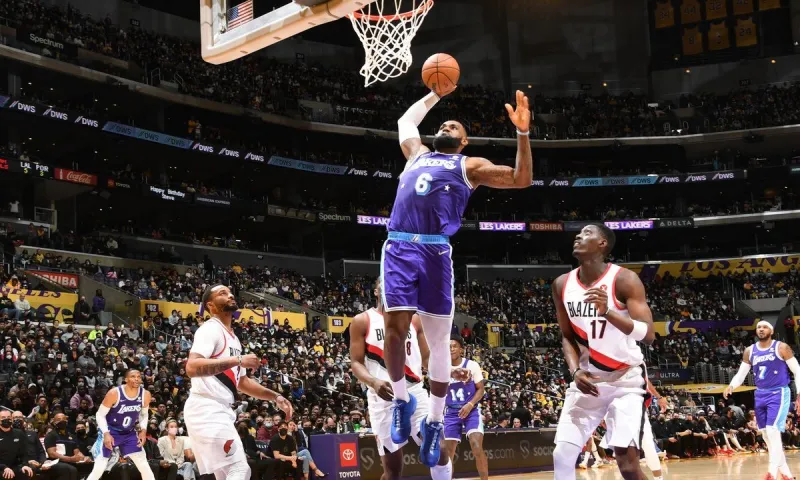 NBA Βαθμολογία - Αποτελέσματα: Μυθικός ΛεΜπρόν Τζέιμς απέναντι στο Πόρτλαντ! (vids)