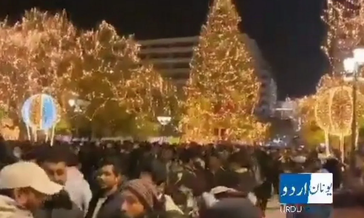 Ο κορονοϊός παραμένει εδώ, αλλά στο Σύνταγμα η εικόνα ωθεί σε άλλα συμπεράσματα