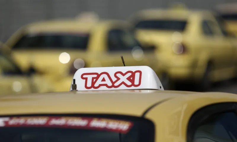 Ακρίβεια: Έρχονται ανατιμήσεις και στα κόμιστρα των ταξί!
