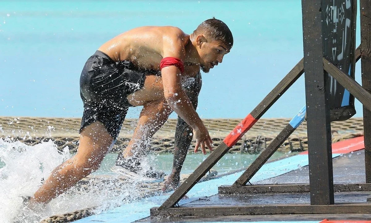Survivor διαρροή 11/1 Επιβεβαιωμένο spoiler 100%. Πέραν πάσης αμφιβολίας που λέμε. Ποια ομάδα παίρνει το έπαθλο επικοινωνίας; Μπλε ή Κόκκινη;