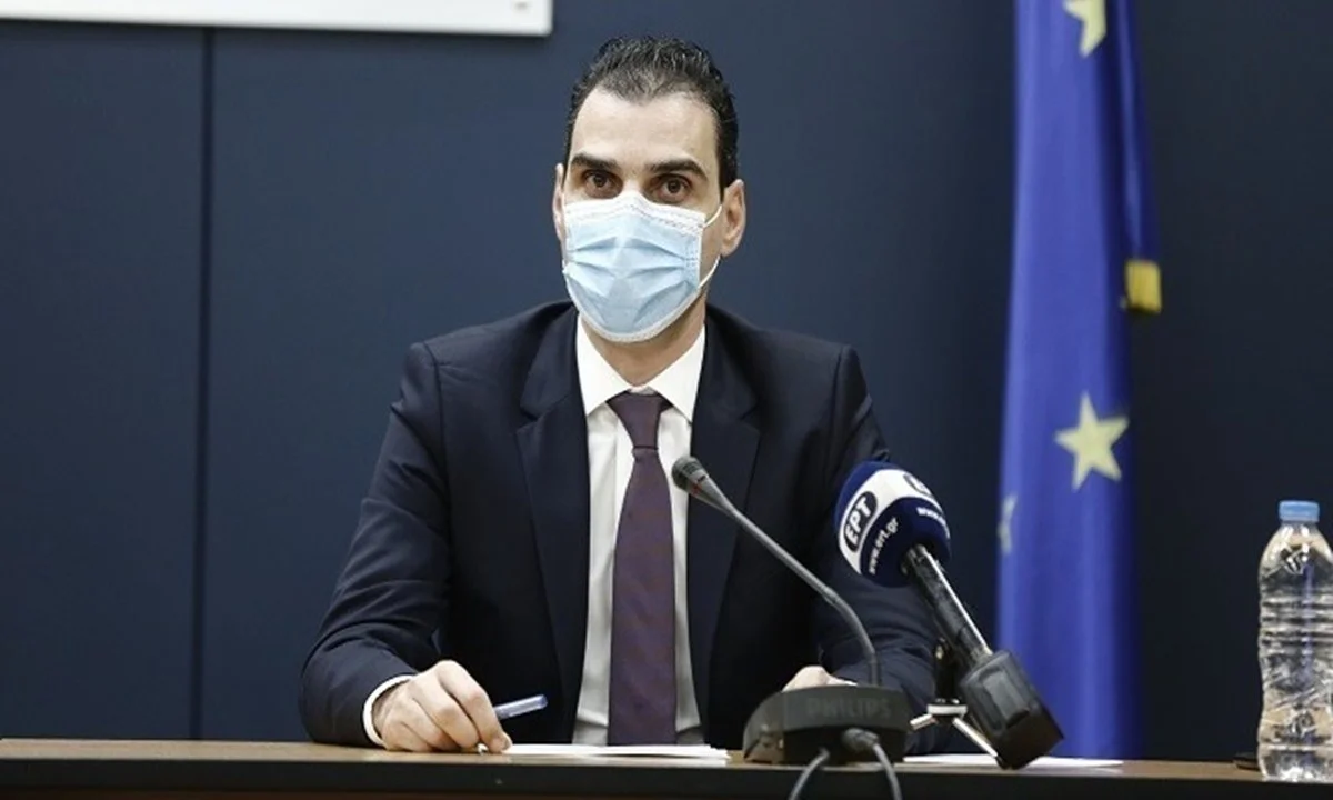 Ο Μάριος Θεμιστοκλέους εμφανίστηκε στον ΣΚΑΪ και με κατηγορηματικό τρόπο δήλωσε πως θα εφαρμοστεί κανονικά το πρόστιμο στους ανεμβολίαστους άνω των 60 ετών.