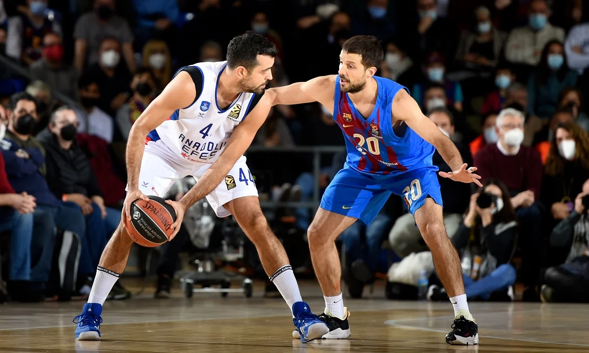 Και η 21η αγωνιστική της Euroleague έχει αρκετά προβλήματα αφού πέντε αγώνες πήραν αναβολή αυξάνοντας τις εκκρεμότητες.