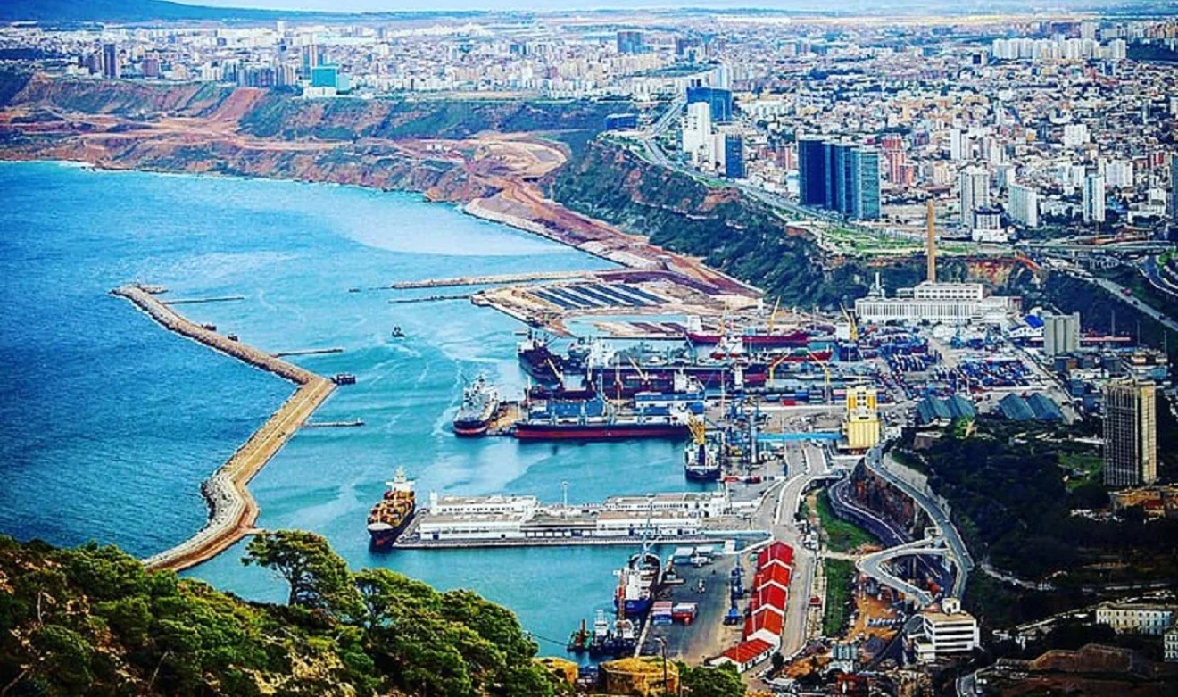 Η πόλη της Αλγερίας Οράν, θα φιλοξενήσει φέτος τους Μεσογειακούς Αγώνες. Η διοργάνωση είναι προγραμματισμένη από 25 Ιουνίου μέχρι 5 Ιουλίου.