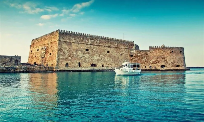 TripAdvisor: Η Κρήτη πέρασε Κωνσταντινούπολη - Παρίσι - Ρώμη