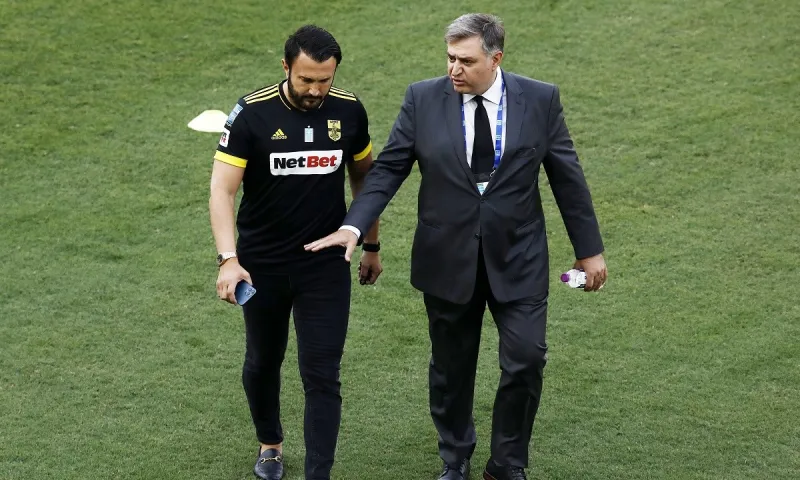 Τους έπιασε στον ύπνο: Έτσι «έκλεψε» παικταρά της Superleague ο Καρυπίδης!