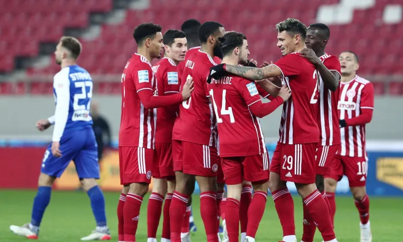 Βαθμολογία Super League: Παρέμεινε το +9 για τον Ολυμπιακό - Σταθερά στην 2η θέση ο ΠΑΟΚ
