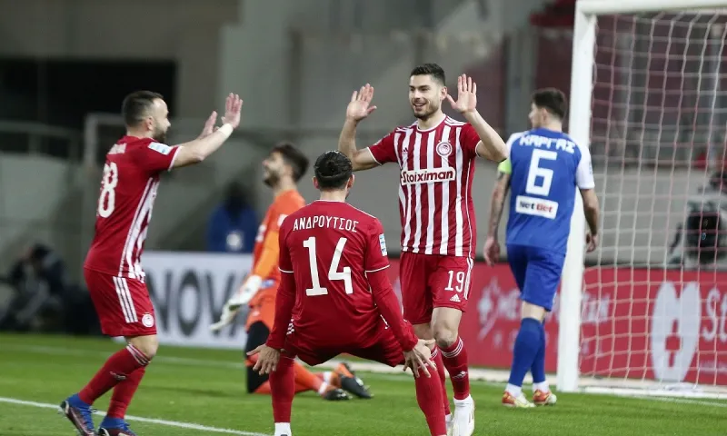 Ολυμπιακός - ΠΑΣ Γιάννινα 2-0: «Ζεστάθηκε» με Μασούρα, Τικίνιο!