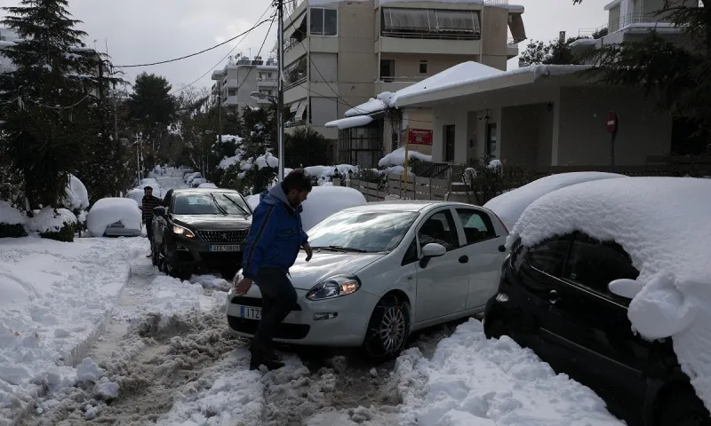 Καιρός: Η Κακοκαιρία Ελπίς φεύγει - Ο παγετός έρχεται!