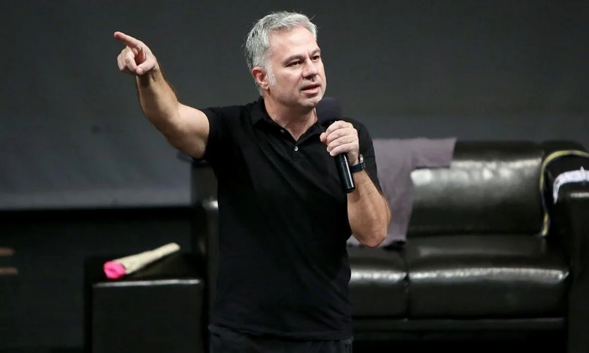 Χριστόφορος Ζαραλίκος: Έριξαν για 2η φορα τον λογαριασμό του στο Twitter