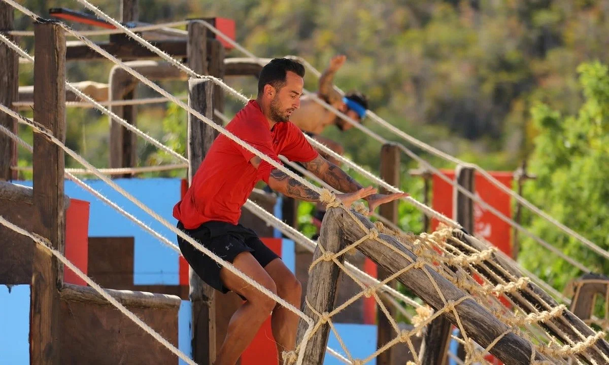 Survivor διαρροή 30/1: Μπλε ή κόκκινη; Διάσημοι ή Μαχητές; Οριστικό και 100% επιβεβαιωμένο spoiler για την ομάδα που κερδίζει Την 1η ασυλία.