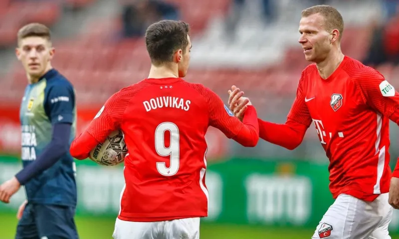 Eredivisie: Τρομερός Δουβίκας, πήρε από το χέρι την Ουτρέχτη!