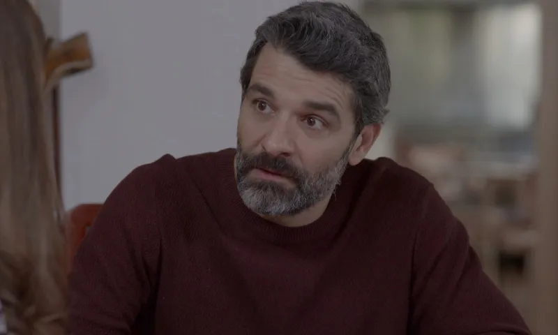 Ήλιος επόμενα επεισόδια: Χαροπαλεύει ο φύλακας - Δεν αντέχει από τις τύψεις ο Νικήτας - Σε σοκ η Αθηνά