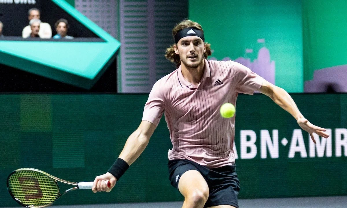Με το δεξί άρχισε τις υποχρεώσεις του στο Rotterdam Open o Στέφανος Τσιτσιπάς