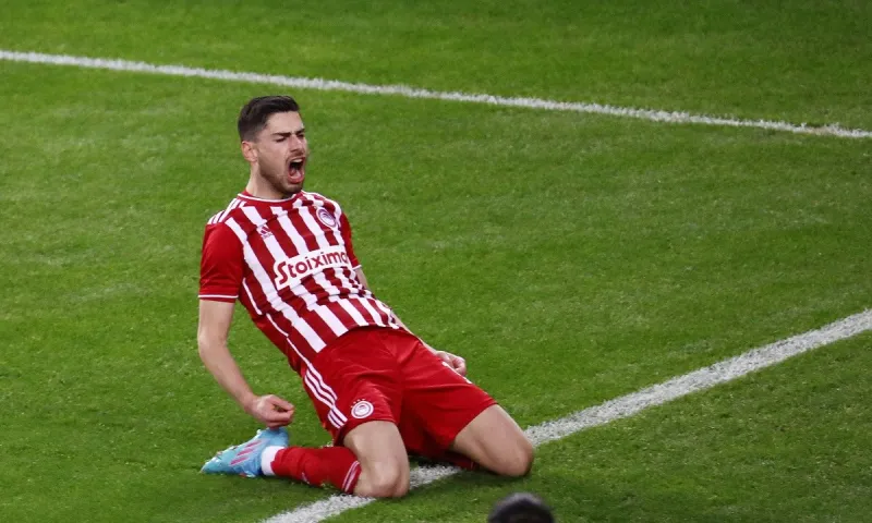 Ολυμπιακός - Παναιτωλικός 3-1 παρ.: Ήρωας ο Μασούρας σε πρόκριση - θρίλερ (vids)