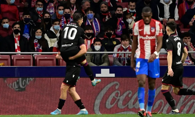 La Liga: Η ουραγός Λεβάντε «έκλεισε το σπίτι» της Ατλέτικο!