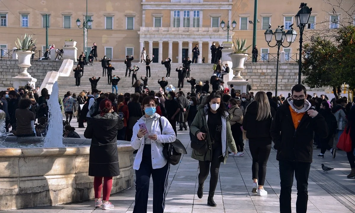 Κορονοϊός: Ειδικοί δίνουν απαντήσεις σε ένα καίριο ερώτημα: Πότε και πώς θα τελειώσει η πανδημία; Δείτε αναλυτικά.