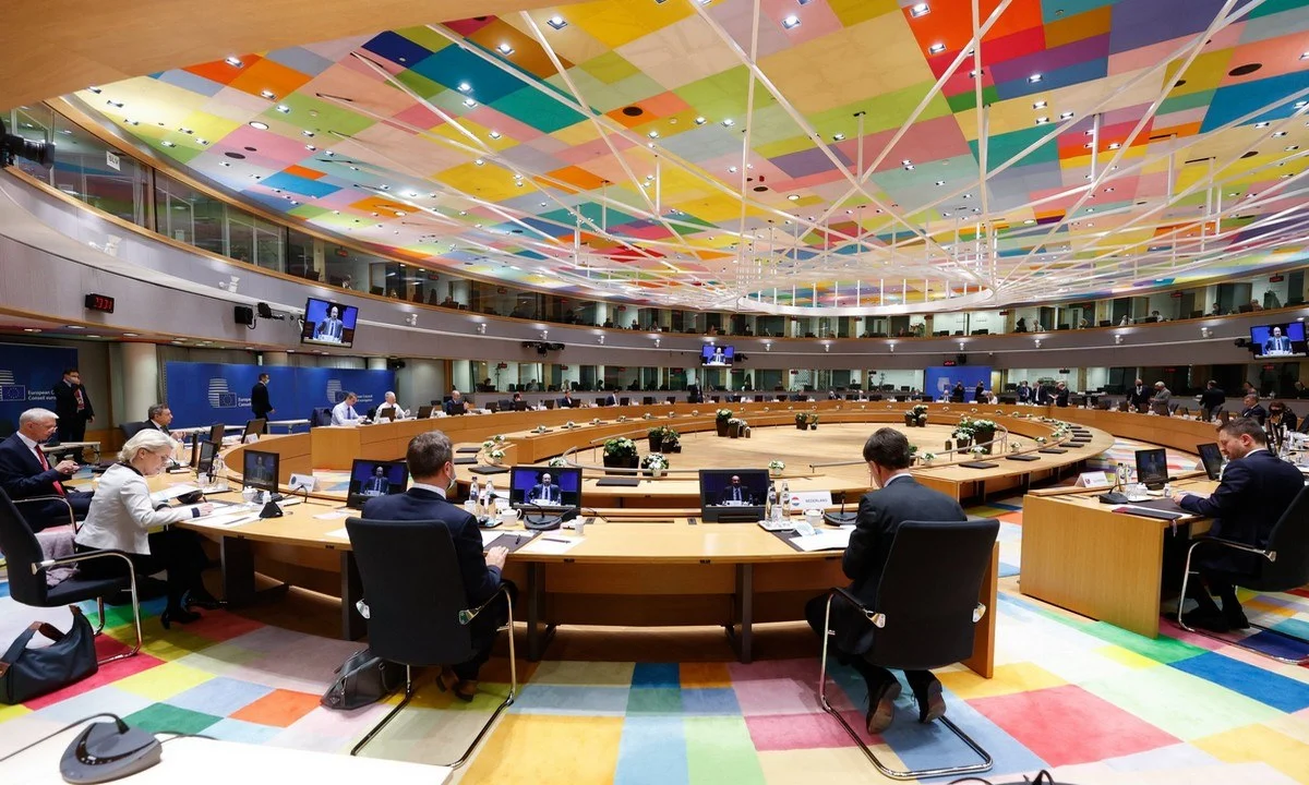 Η Ευρωπαϊκή Ένωση προσθέτει επιπλέον βάρος στη Ρωσία για την εισβολή στην Ουκρανία