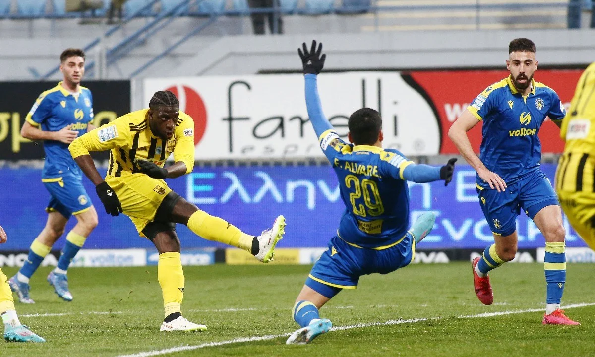 Βαθμολογία Super League: Ανακατατάξεις στην πρώτη εξάδα, μετά το πρώτο «πιάτο» των αναμετρήσεων της 25ης και προτελευταίας αγωνιστικής της Super League.