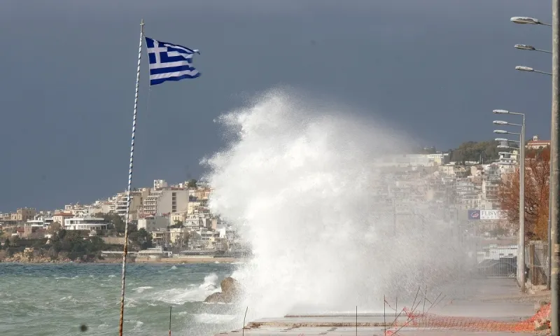 Έφτασε η κακοκαιρία «Μπιάνκα» - Βροχές, χιόνια και θυελλώδεις άνεμοι!