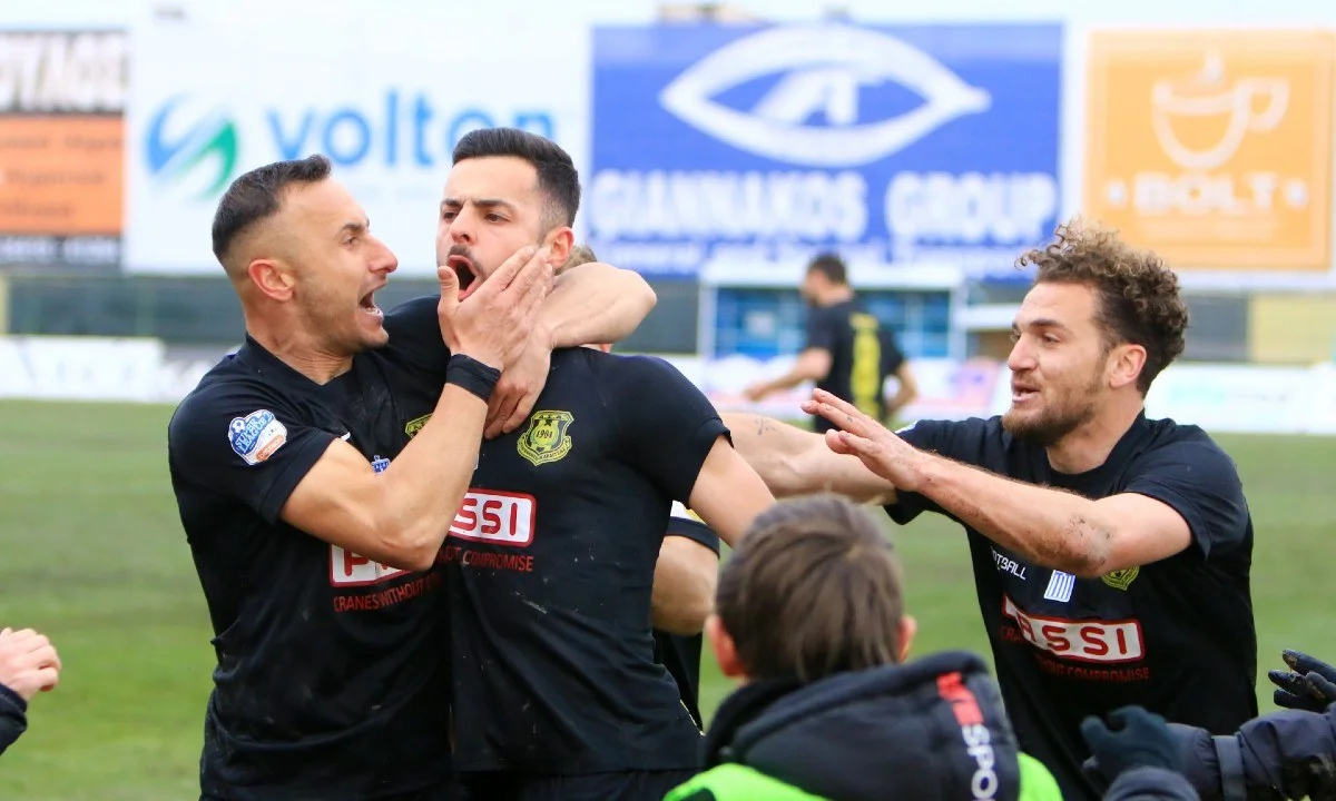 Super League 2 - 1oς όμιλος: Ματσάρα και...πεντάρα που πανηγυρίστηκε μέχρι τη Λάρισα, στη Βέροια η Αναγέννηση Καρδίτσας (5-2), νίκη - ανάσα για τον Ολυμπιακό Βόλου, 3-1 τον ΠΑΟΚ Β'.