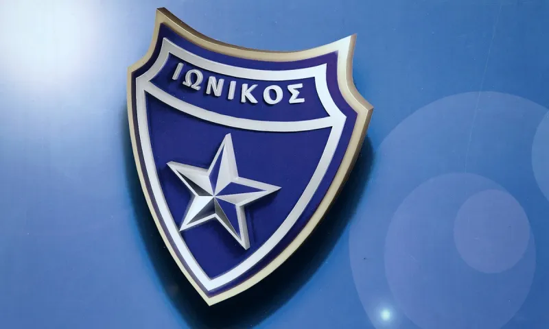 Super League νέα (7/3): Η οικογένεια Τσιριγώτη στο πλευρό του Λεουτσάκου