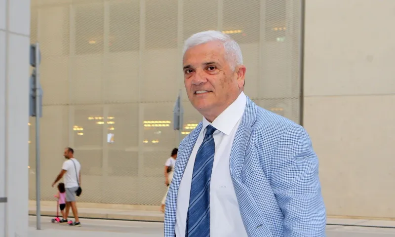Έξυπνη «βόμβα» Μελισσανίδη με τον νέο Κουρμπέλη!