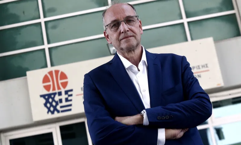 Λιόλιος: «Φτιάξτε την Basket League»