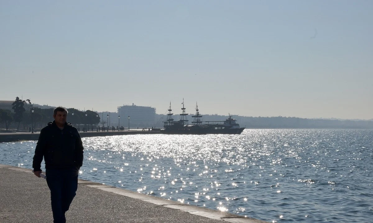 Καιρός: Σύμφωνα με το Εθνική Αστεροσκοπείο Αθηνών. την Τρίτη 15 Μαρτίου 2022 προβλέπονται γενικά καλές καιρικές συνθήκες και άνοδος της θερμοκρασίας.